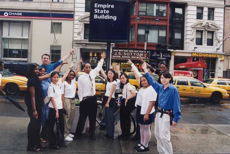 students at empire state building